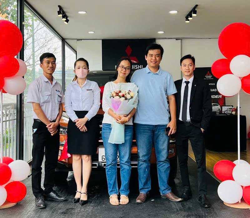 Hình ảnh hoạt động tư vấn xe tại Cao Bằng
